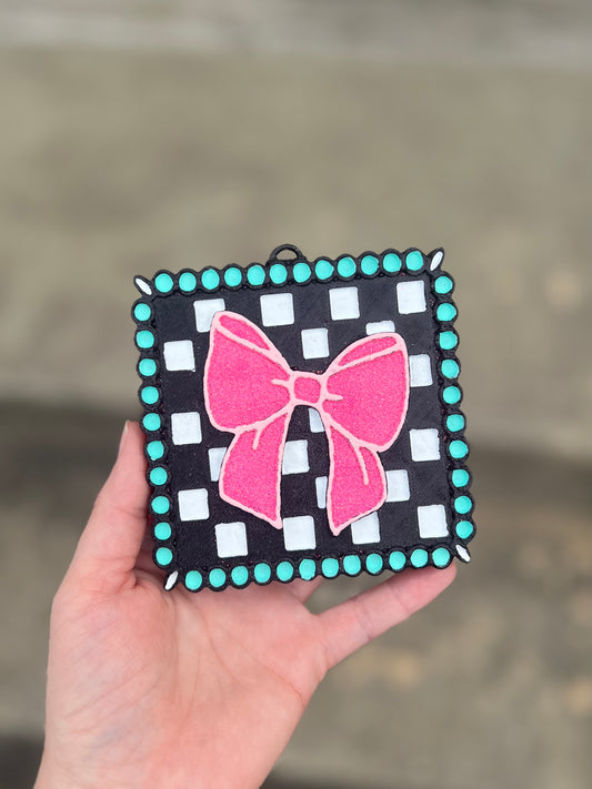 Checkered Frame with Bow